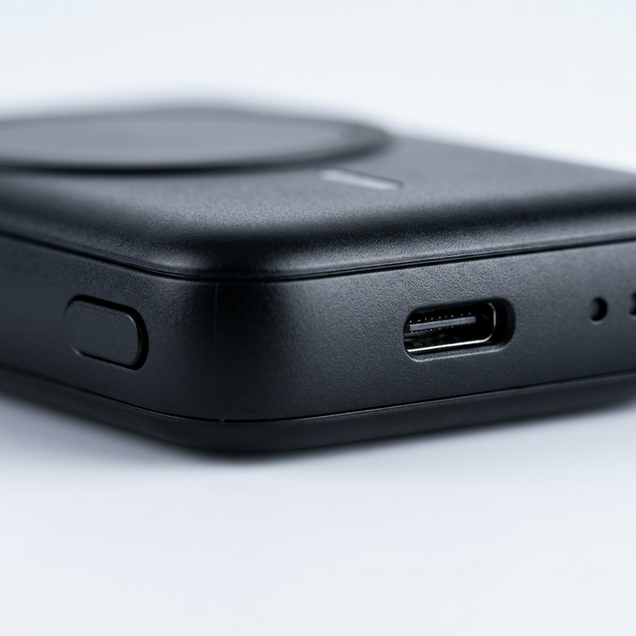 Verbatim Charge 'n' Go 10,000 mAh Magnetic Wireless Power Bank - 20W USB-C PD & 15W Wireless – Power Banks | Verbatim