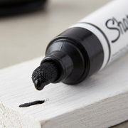 Sharpie Oil-Based Paint Marker, Bold Point, Black, 1 Count